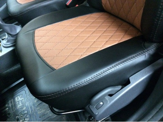 Авточехлы на Lada Largus Авточехлы на Lada Largus