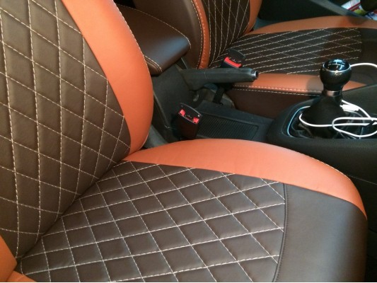 Авточехлы на Volkswagen Golf 6 Авточехлы на Volkswagen Golf 6