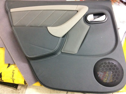 Перетяжка дверных карт Перетяжка дверных карт